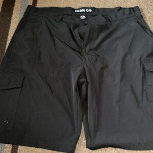 Iron Co Mens Shorts size 40